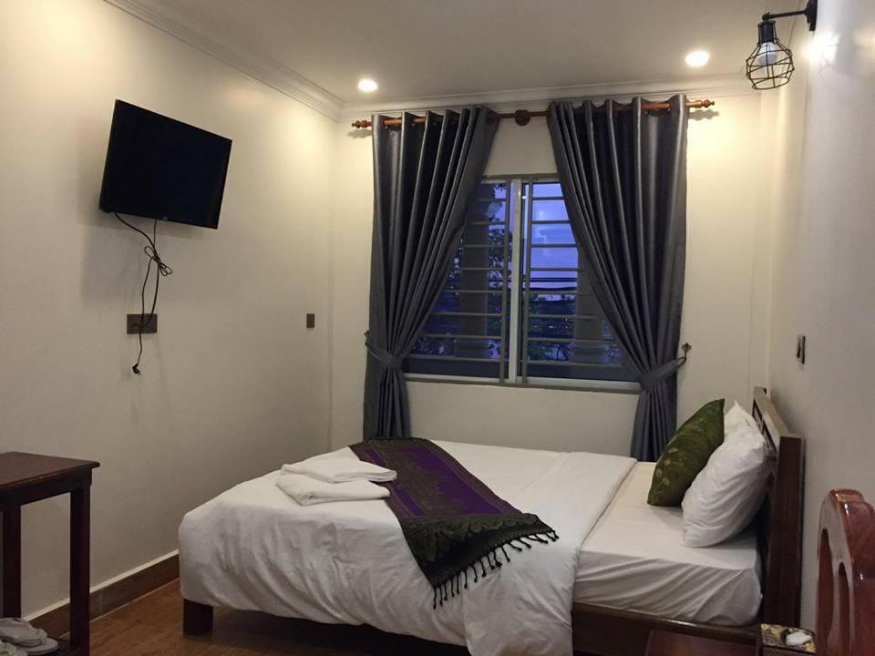 Twin Home Guesthouse Кампот Екстериор снимка